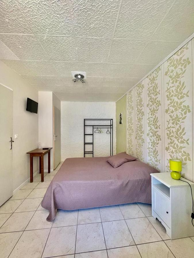 Les Voyageurs Otel Charols Dış mekan fotoğraf