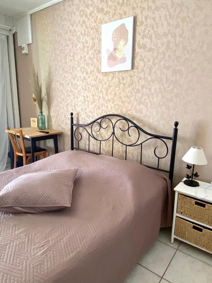 Les Voyageurs Otel Charols Dış mekan fotoğraf
